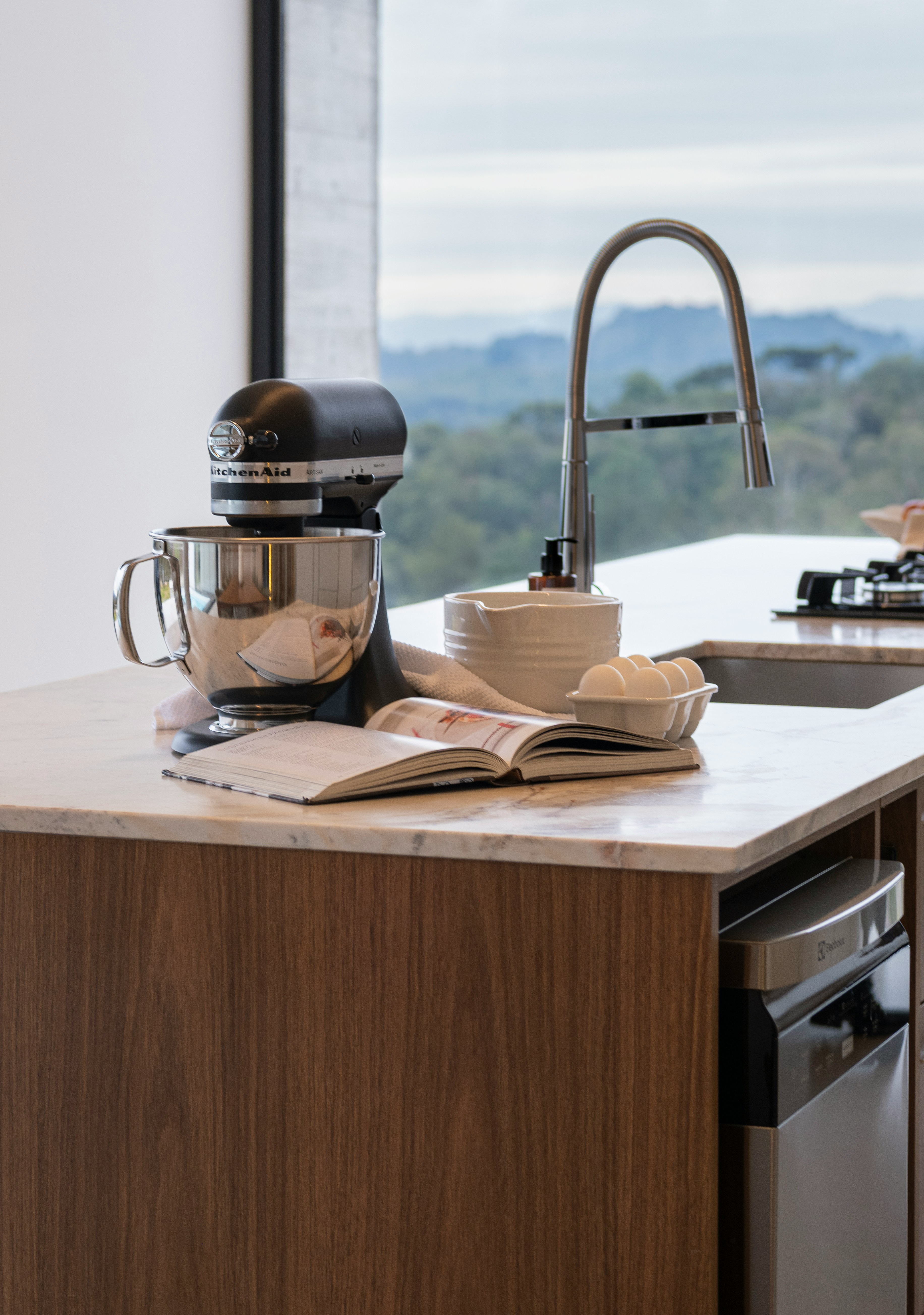 How to Choose the Perfect Worktop for a Luxury Kitchen