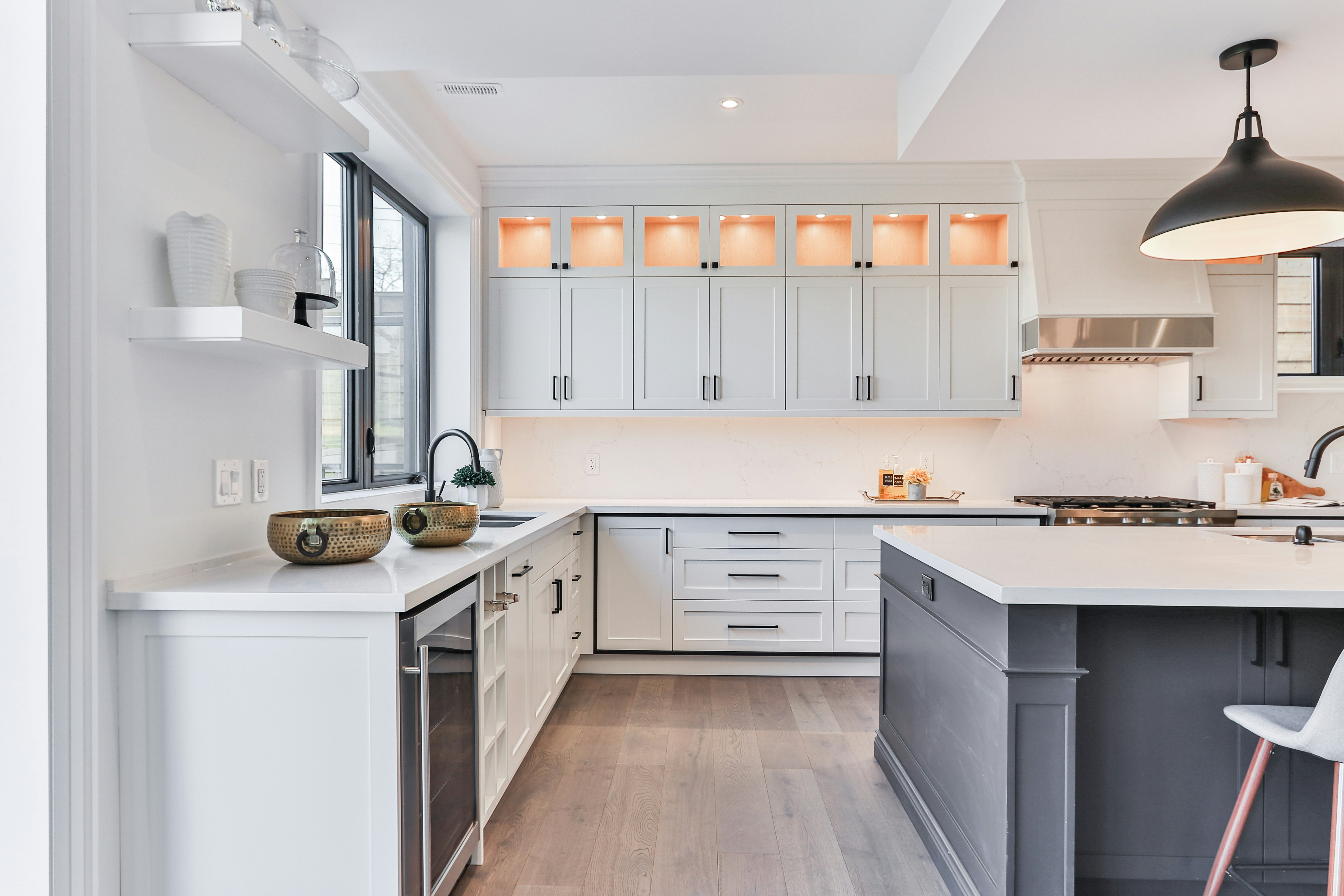 Why Lighting Is Essential in a Luxury Kitchen